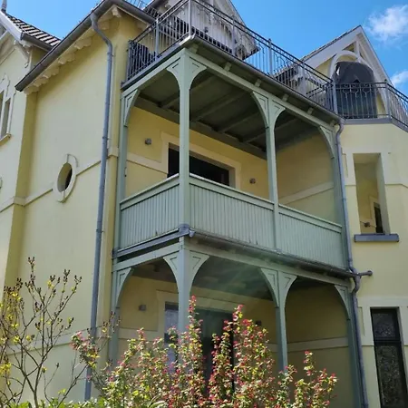 Laura - 42-02 * Ostseebad Kühlungsborn